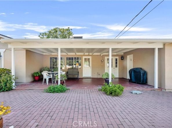 9938 Mason Avenue, Chatsworth (los Angeles) CA 91311