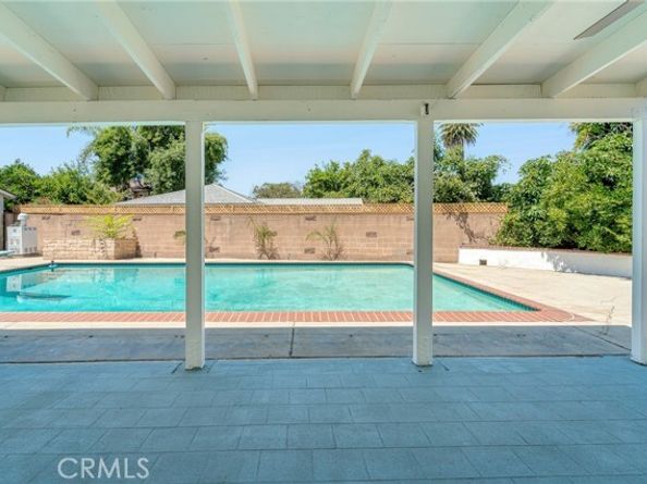 8749 Norwich Avenue, North Hills (los Angeles) CA 91343