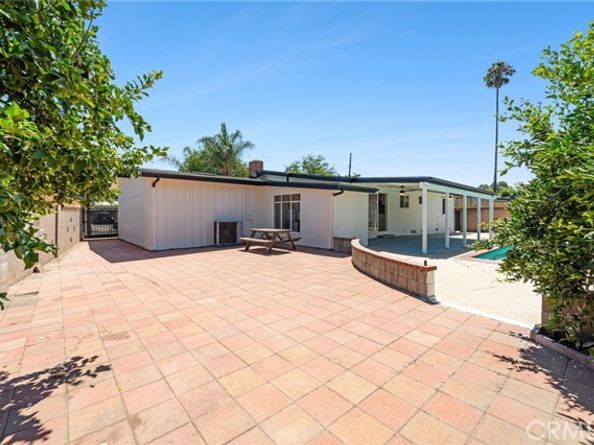 8749 Norwich Avenue, North Hills (los Angeles) CA 91343