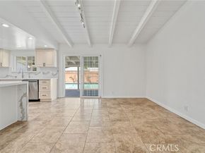 8749 Norwich Avenue, North Hills (los Angeles) CA 91343