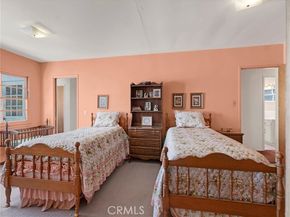 18725 Covello Street, Reseda (los Angeles) CA 91335
