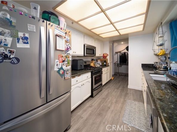 8744 Burnet 7, North Hills (los Angeles) CA 91343