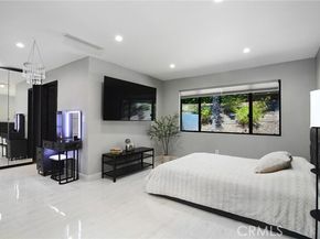 16940 Knollwood Drive, Granada Hills (los Angeles) CA 91344
