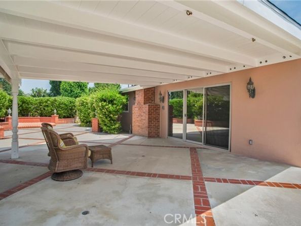 9545 Rubio Avenue, Northridge (los Angeles) CA 91343