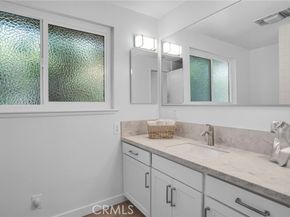 9545 Rubio Avenue, Northridge (los Angeles) CA 91343