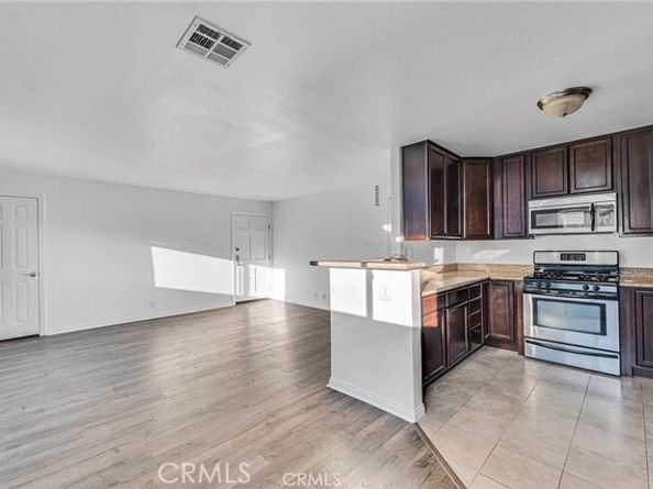 5224 Denny Avenue 209, North Hollywood (los Angeles) CA 91601