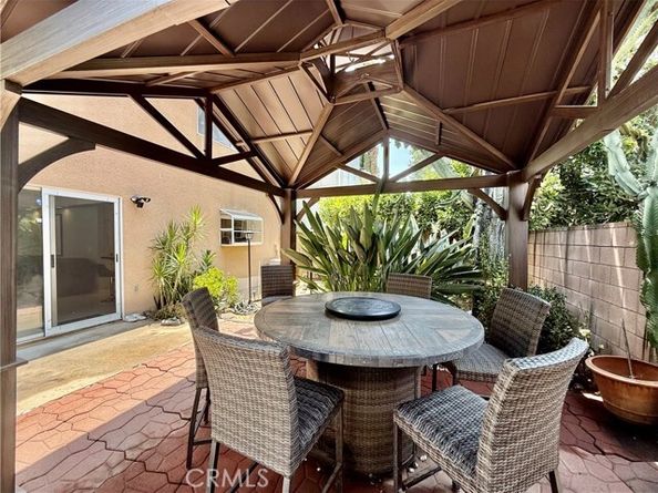 9213 Independence Way, North Hills (los Angeles) CA 91343