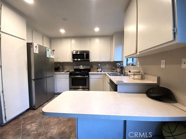 14201 Foothill Boulevard 49, Sylmar (los Angeles) CA 91342