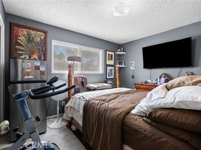 13086 Foothill Boulevard, Sylmar (los Angeles) CA 91342