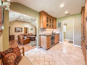 9819 Vanalden Avenue, Northridge (los Angeles) CA 91324