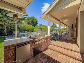 9819 Vanalden Avenue, Northridge (los Angeles) CA 91324