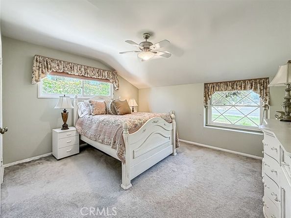 9819 Vanalden Avenue, Northridge (los Angeles) CA 91324