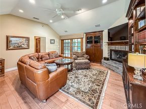9819 Vanalden Avenue, Northridge (los Angeles) CA 91324