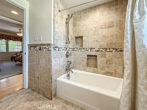 9819 Vanalden Avenue, Northridge (los Angeles) CA 91324