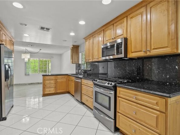 7725 Ethel Avenue, North Hollywood (los Angeles) CA 91605