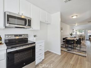 19519 Rinaldi Street 57, Porter Ranch (los Angeles) CA 91326