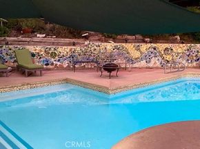 24101 Philiprimm Street, Woodland Hills (los Angeles) CA 91367