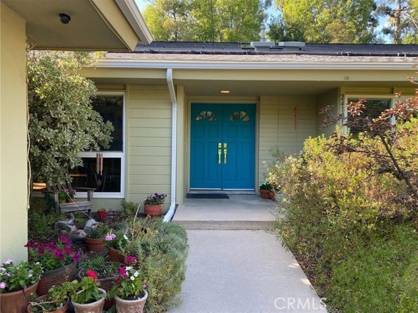 24101 Philiprimm Street, Woodland Hills (los Angeles) CA 91367
