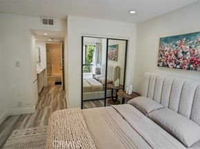 22100 Burbank Boulevard 254F, Woodland Hills (los Angeles) CA 91367