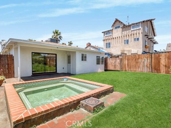 7434 Nestle Avenue, Reseda (los Angeles) CA 91335