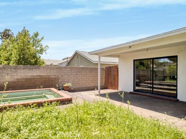 7434 Nestle Avenue, Reseda (los Angeles) CA 91335