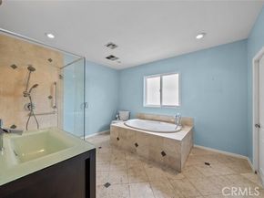 6425 Satsuma Avenue, North Hollywood (los Angeles) CA 91606