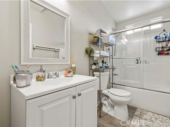 16442 Mckeever Street, Granada Hills (los Angeles) CA 91344