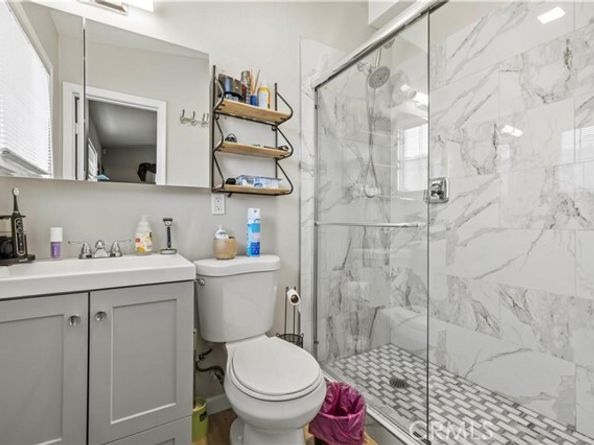 16442 Mckeever Street, Granada Hills (los Angeles) CA 91344