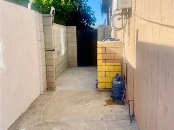 10152 Stanwin Avenue, Arleta (los Angeles) CA 91331