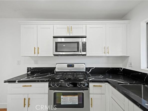 18530 Hatteras 333, Tarzana (los Angeles) CA 91356