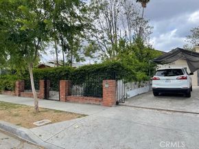 7328 Remmet Avenue, Canoga Park (los Angeles) CA 91303