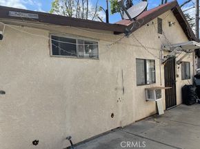 7328 Remmet Avenue, Canoga Park (los Angeles) CA 91303