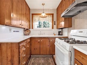 7445 Orion Avenue, Van Nuys (los Angeles) CA 91406
