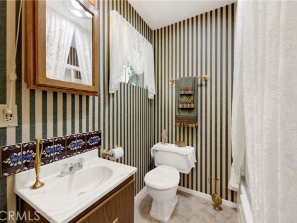 7445 Orion Avenue, Van Nuys (los Angeles) CA 91406
