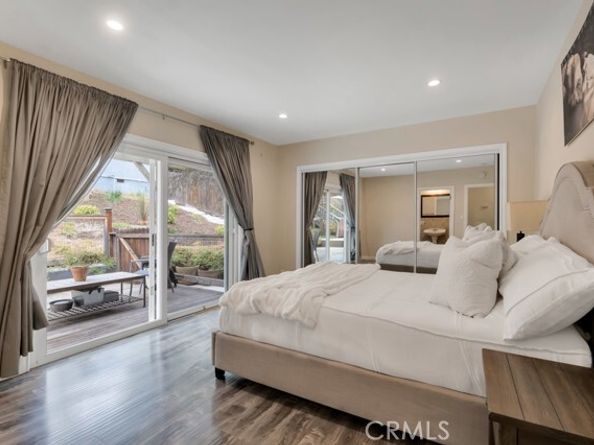 19419 Oxnard Street, Tarzana (los Angeles) CA 91356