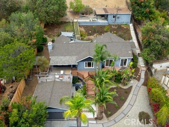 19419 Oxnard Street, Tarzana (los Angeles) CA 91356