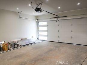 17063 Knapp Street, Northridge (los Angeles) CA 91325