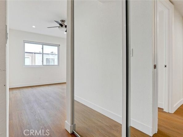 21901 Lassen Street 121, Chatsworth (los Angeles) CA 91311