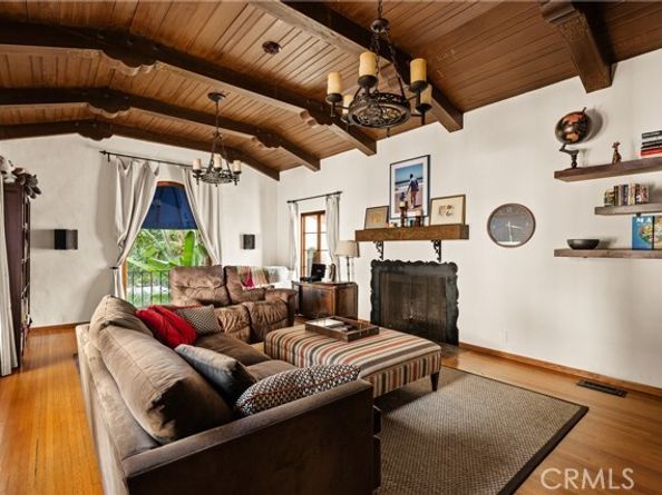4953 Ambrose Avenue, Los Angeles CA 90027