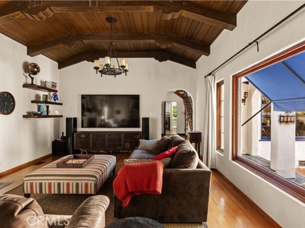 4953 Ambrose Avenue, Los Angeles CA 90027