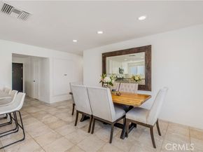 24131 Kittridge, West Hills (los Angeles) CA 91307