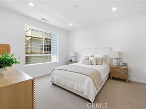 9425 N Sepulveda Blvd. 4, North Hills (los Angeles) CA 91343