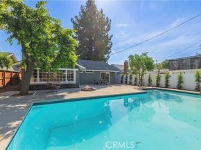 8923 Etiwanda, Northridge (los Angeles) CA 91325