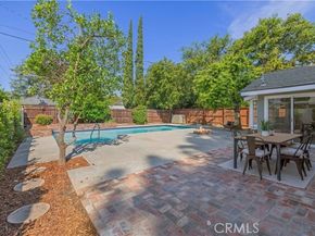 8923 Etiwanda, Northridge (los Angeles) CA 91325