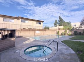 9525 Sylmar 2, Panorama City (los Angeles) CA 91402