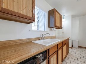 10733 Wixom Street, Sun Valley (los Angeles) CA 91352