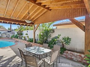 9341 Greenbush, Arleta (los Angeles) CA 91331