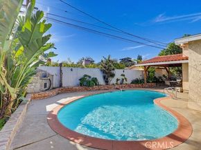 9341 Greenbush, Arleta (los Angeles) CA 91331