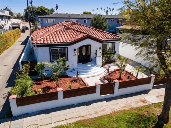 916 N Oxford, Los Angeles CA 90029