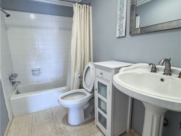 665 W 24th Street 208, San Pedro (los Angeles) CA 90731